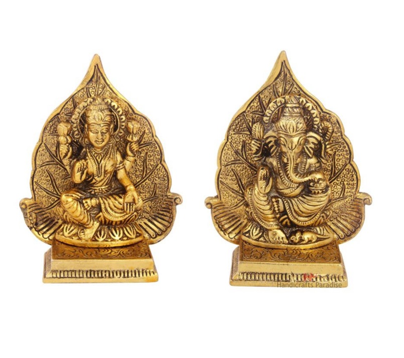 Antique Gold Plated Laxmi Ganesh Pair with Leaf Background