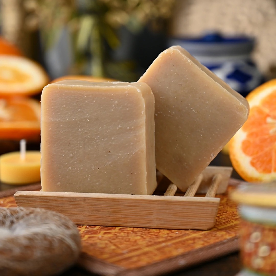 Araah Orange Vitamin C Soap