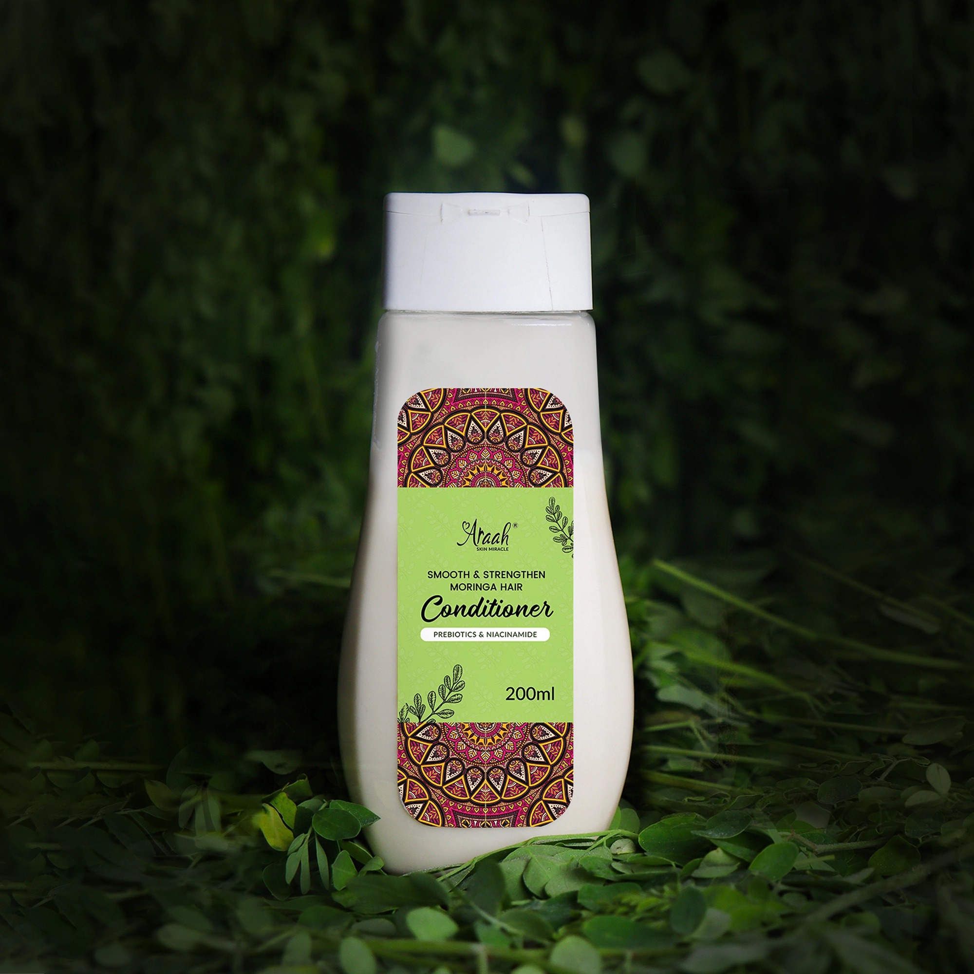 Araahs Moringa Prebiotics & Niacinamide Conditioner