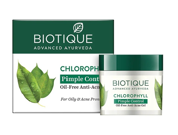 Biotique Chlorophyll Pimple Control Oil Free Anti-Acne Gel