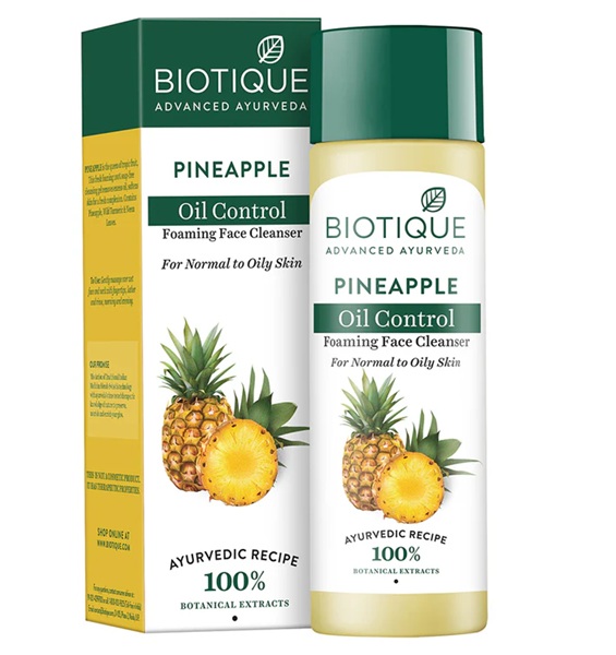 Biotique Pineapple Oil Control Foaming Face Cleanser