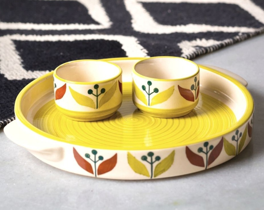 Food Platter Round with Dip Bowls - Ceramic Quarter Plate Set (Yellow)