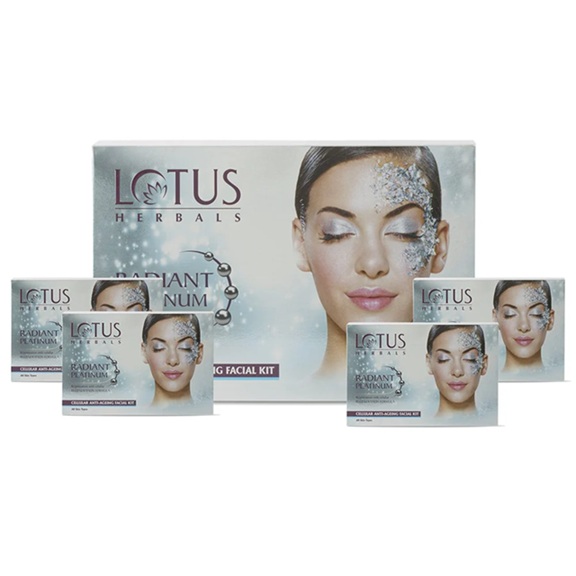 Lotus Herbals Radiant Platinum Cellular Anti Ageing Facial Kit