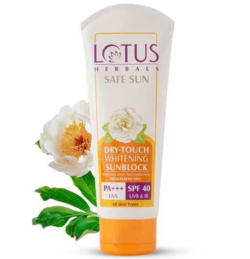 Lotus Herbals Safe Sun Dry-Touch Whitening Sunscreen SPF 40 PA+++