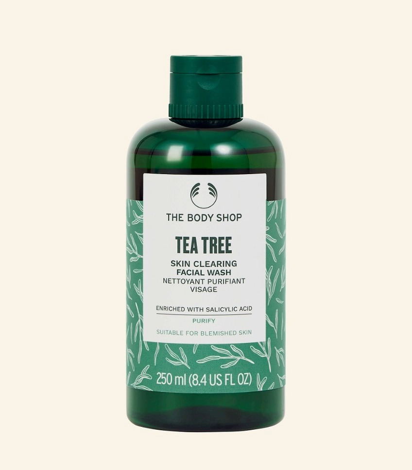 The body shop Tea Tree Skin Clearing Facial Wash 