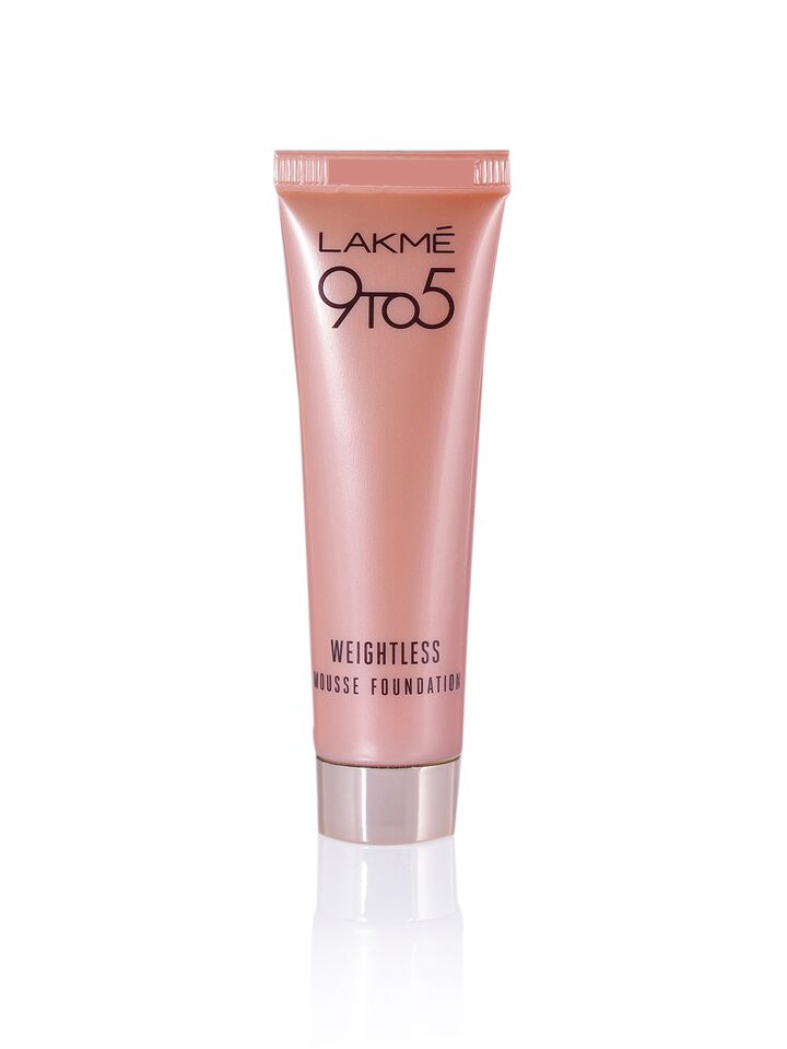 Lakme 9 to 5 Weightless Mousse Foundation Walnut 25 grams