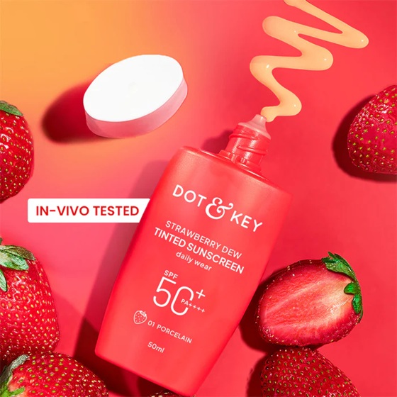 Dot & Key Strawberry Dew Tinted Sunscreen - Porcelain Light - 01